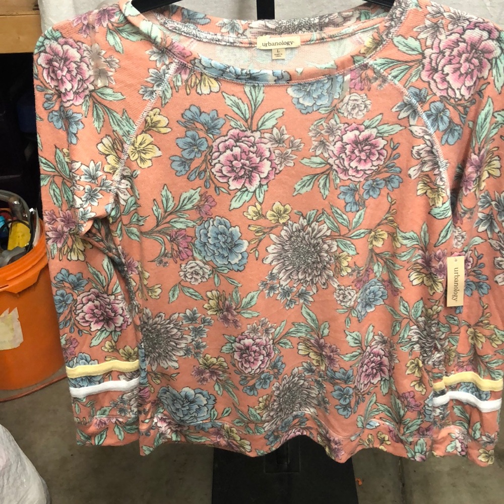 Urbanology blouse